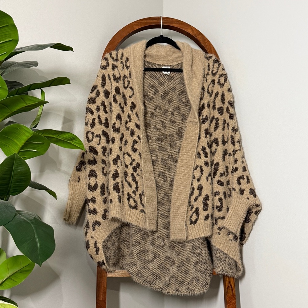Anthropologie Akemi + Kin ONE SIZE Tan Louise Leopard Cocoon Cardigan Sweater